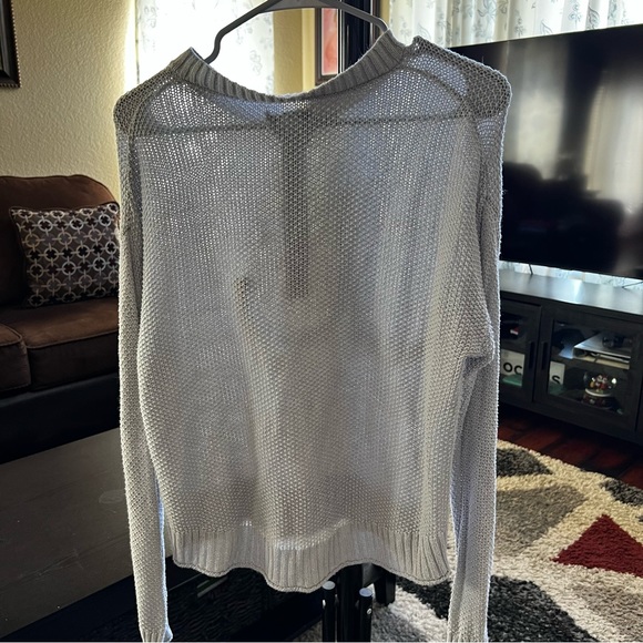 American Eagle Long Sleeve - Picture 2 of 3